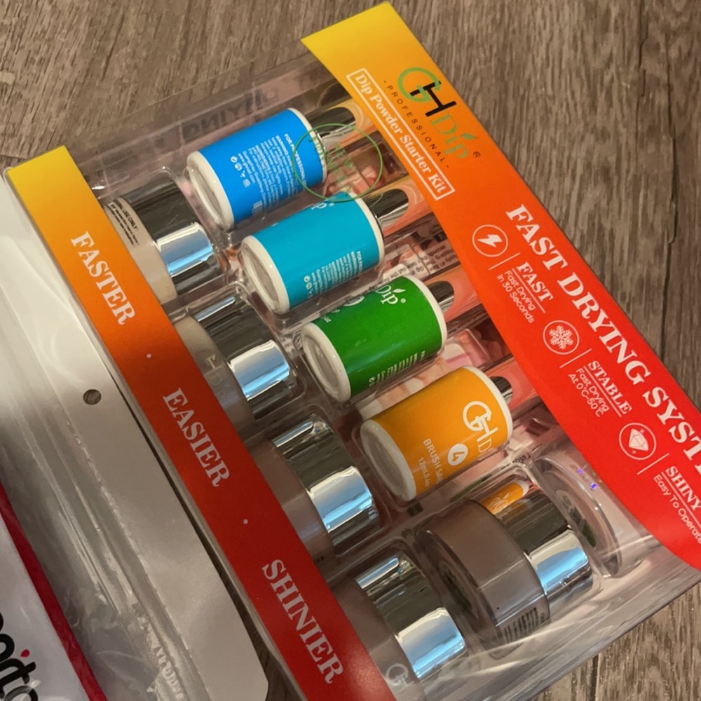 Nail kit - Picture 2 of 3
